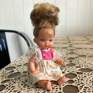 Kelly Barbie Mattel 1976